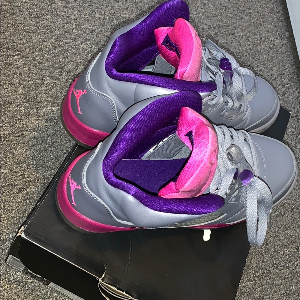 Retro 5s - Picture 2 of 2